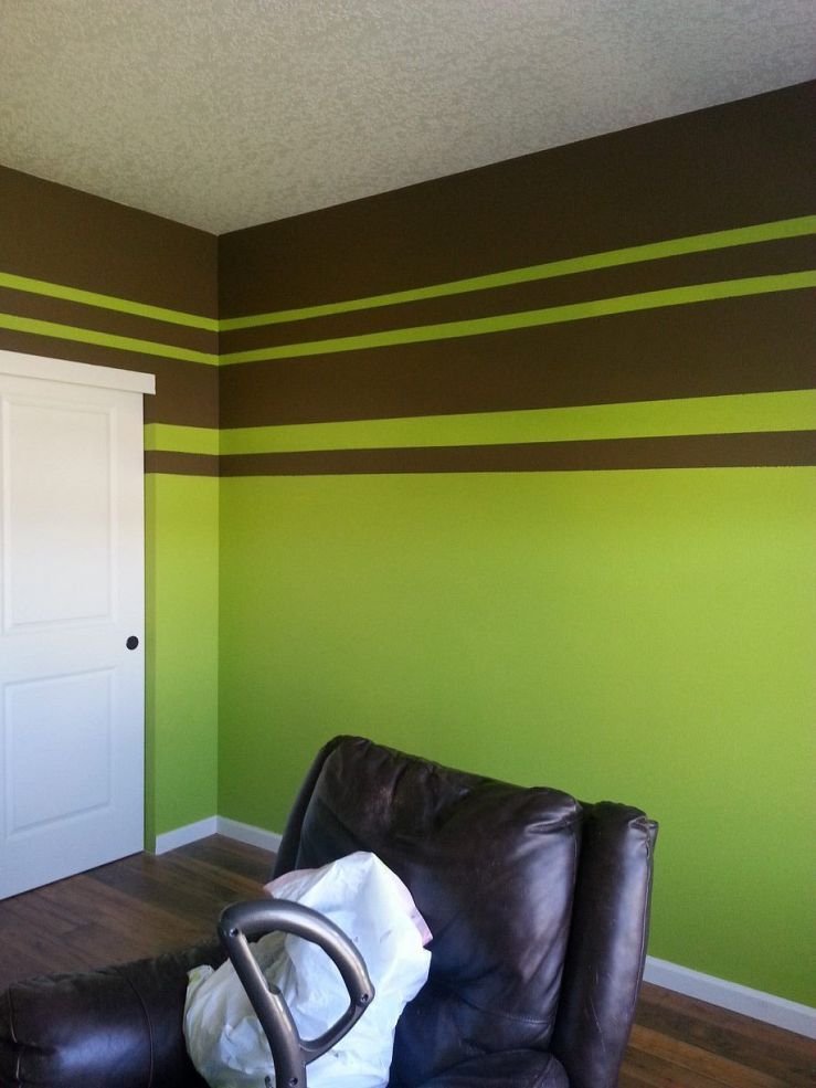 Двухцветное окрашивание стен