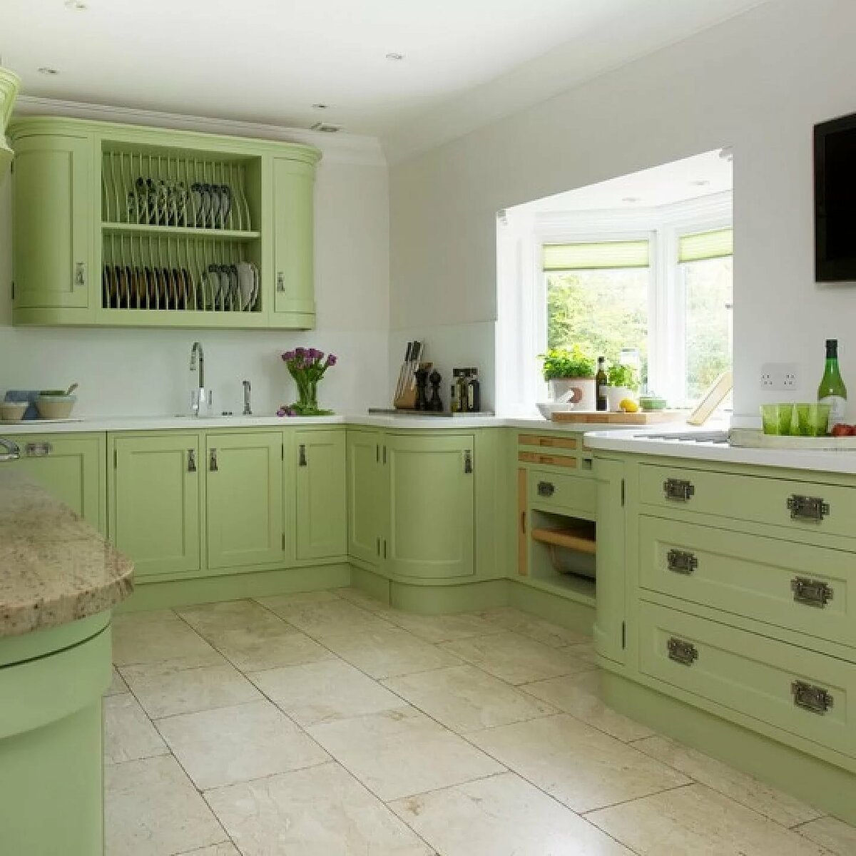 Оливковые стены в кухне фото