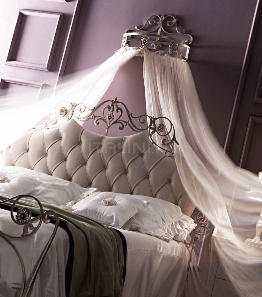 Кованная кровать Corte zari