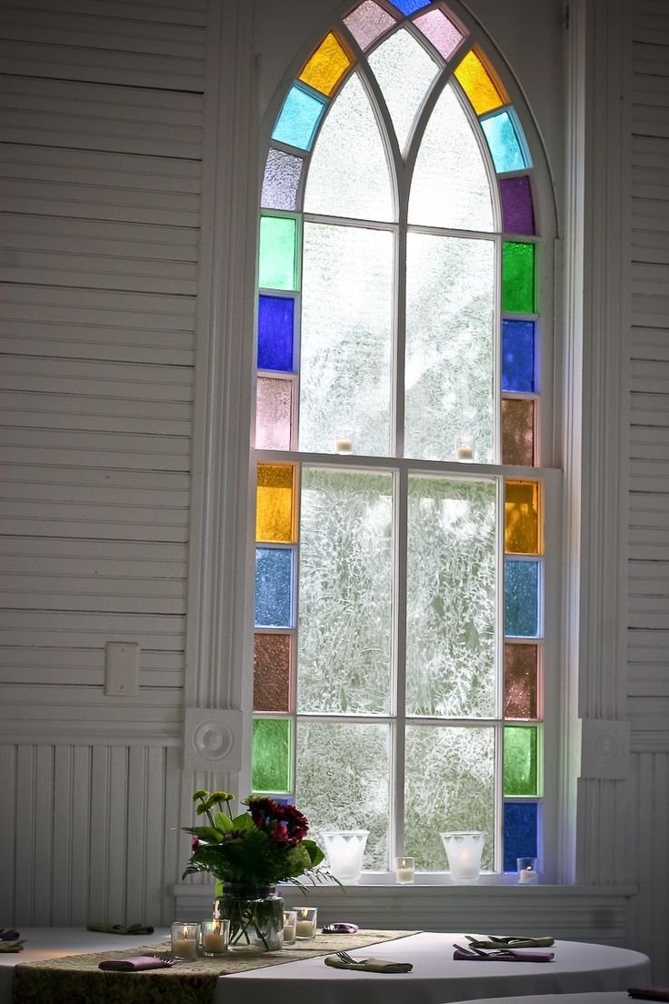 Витражное окно в доме фото