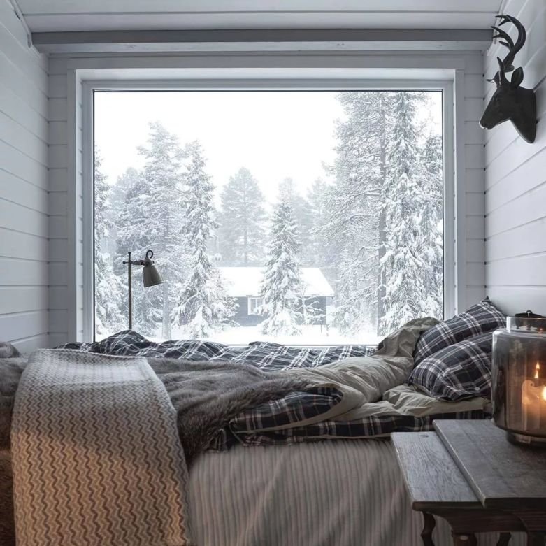 Уютная зимняя комната
