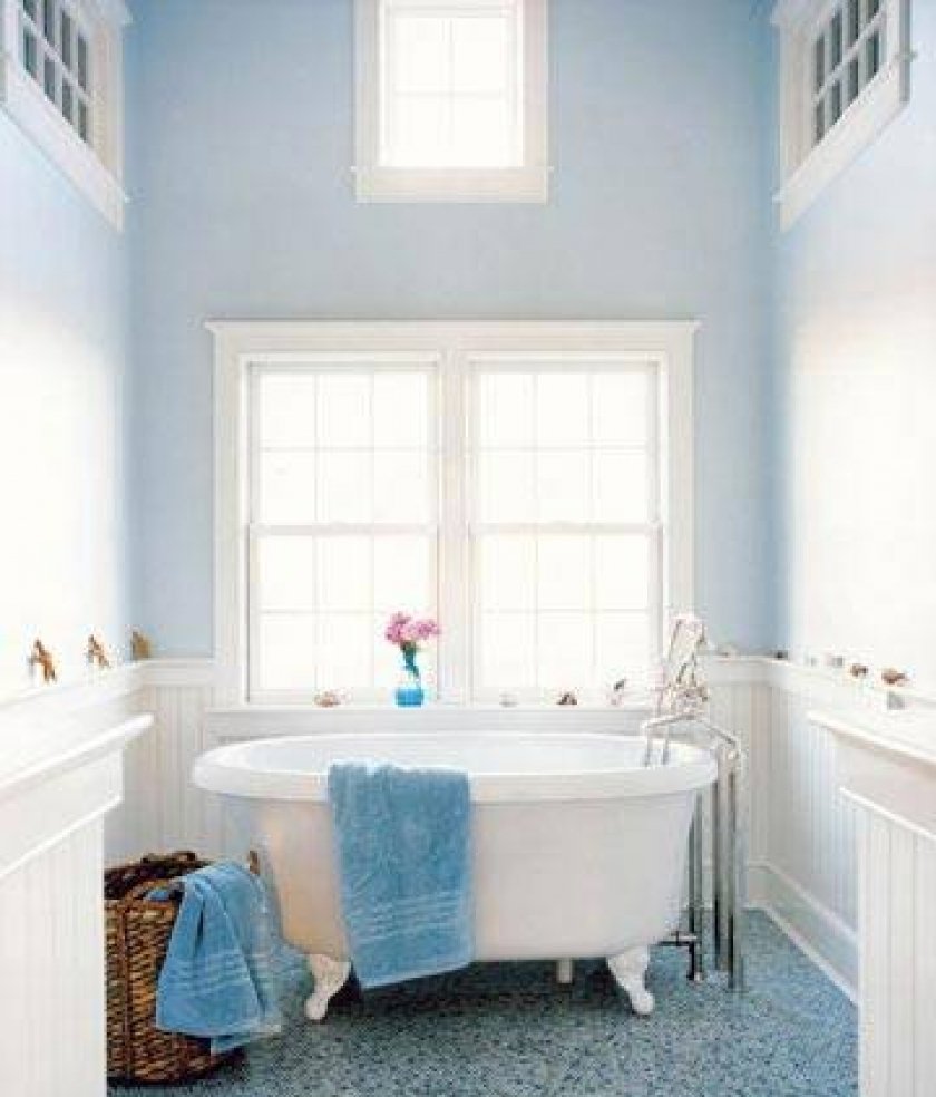 Нежно голубая ванная комната