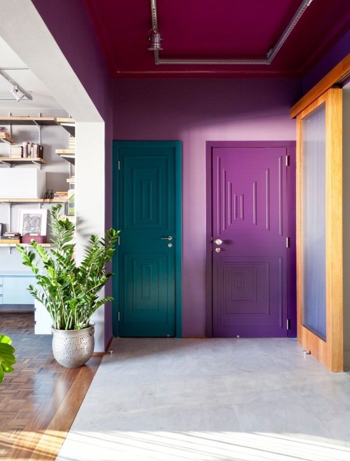 Фиолетовый коридор