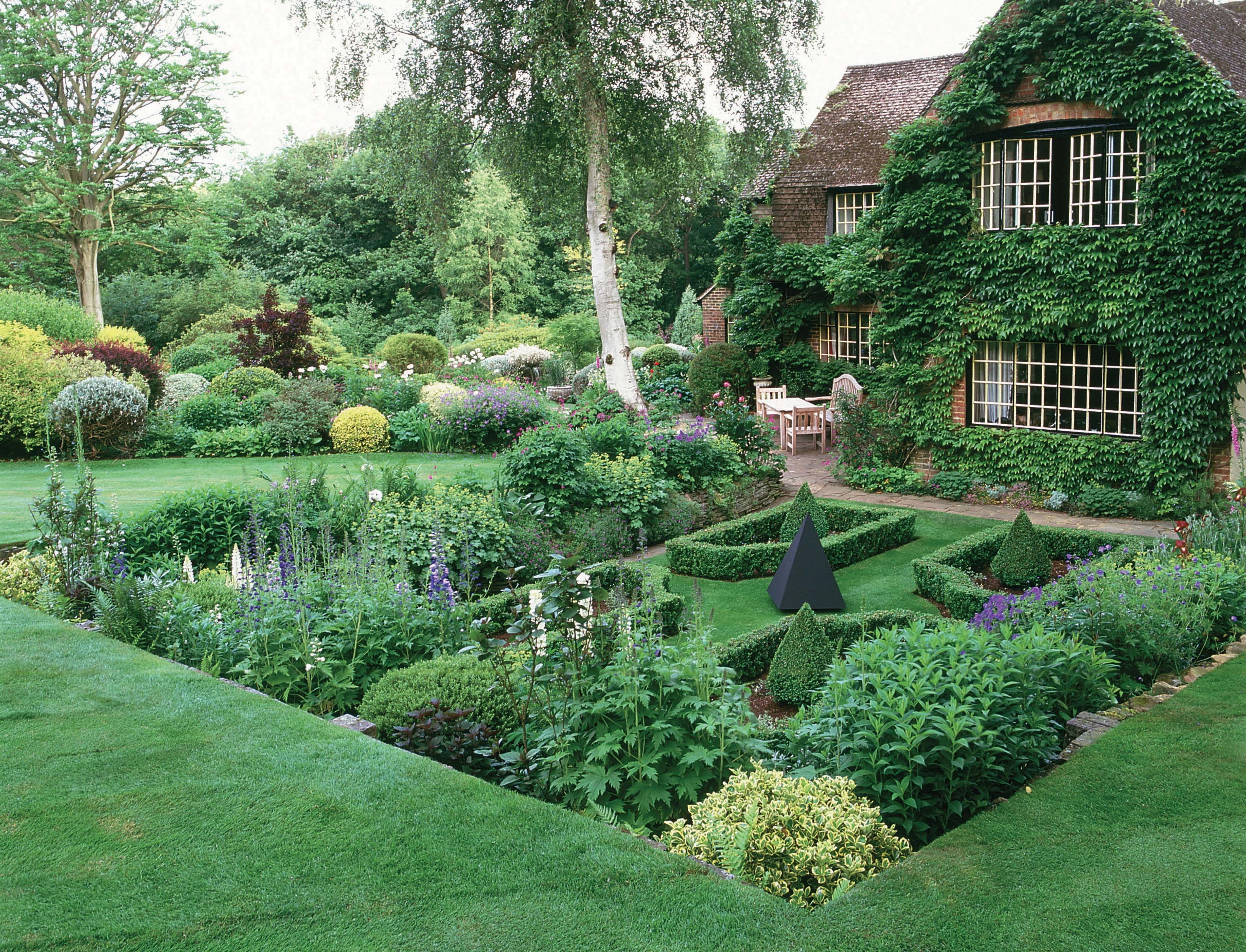 Красивое и практичное. Хелен парк+ ландшафт. Ландшафтный дизайнер Хью Гарден. Англия деревня кэмбэлфорд ланшадф садов.
