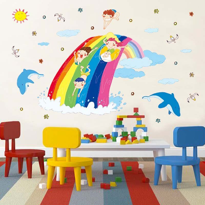 Рисование на стене в детском саду