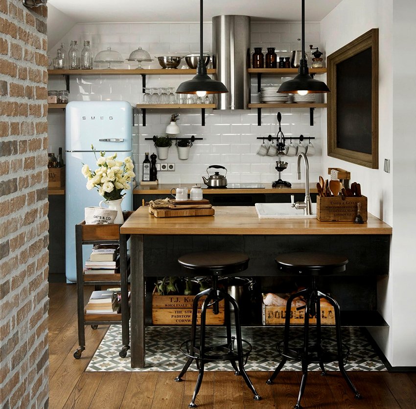 Интерьер маленькой кухни в стиле лофт