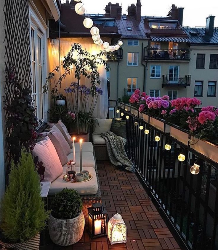 Красивые открытые балконы
