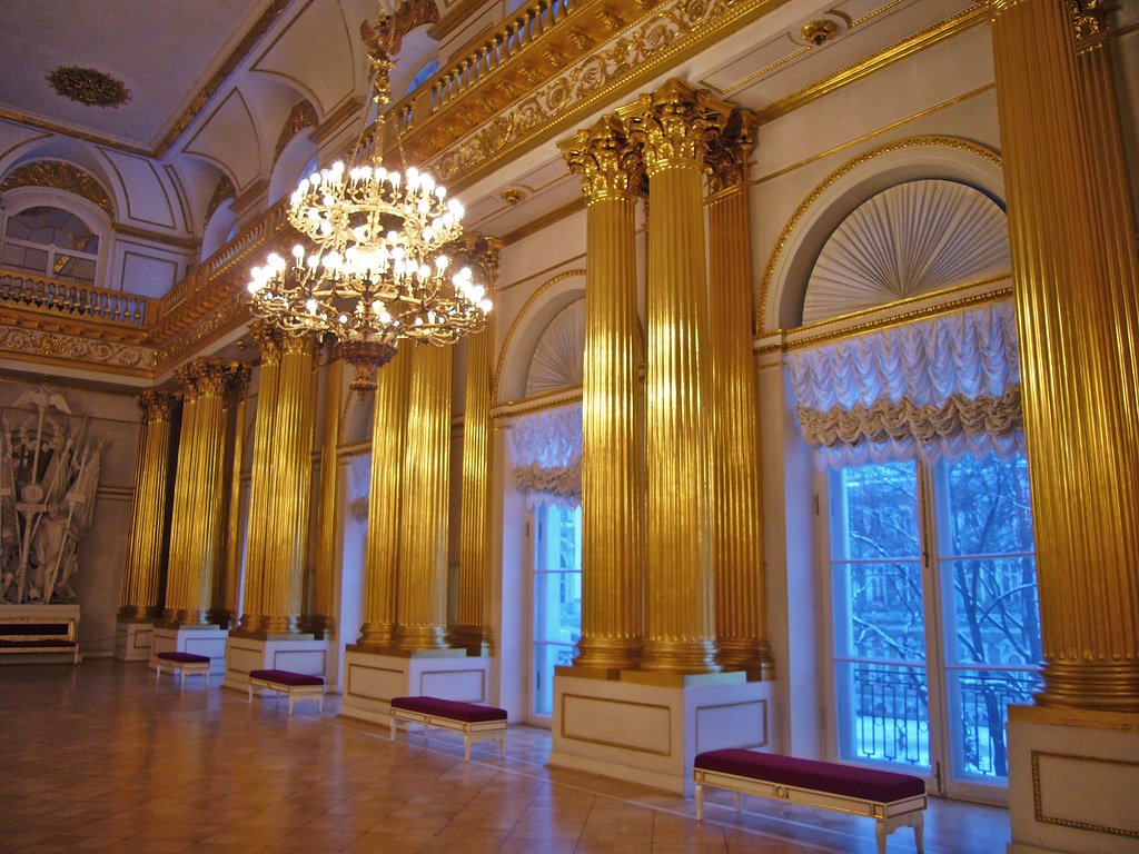 Михайловский замок зал