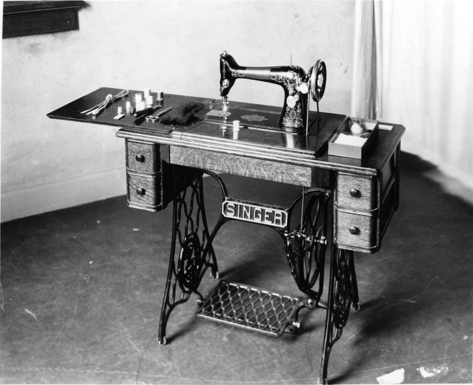 Швейная машинка 1930 годов
