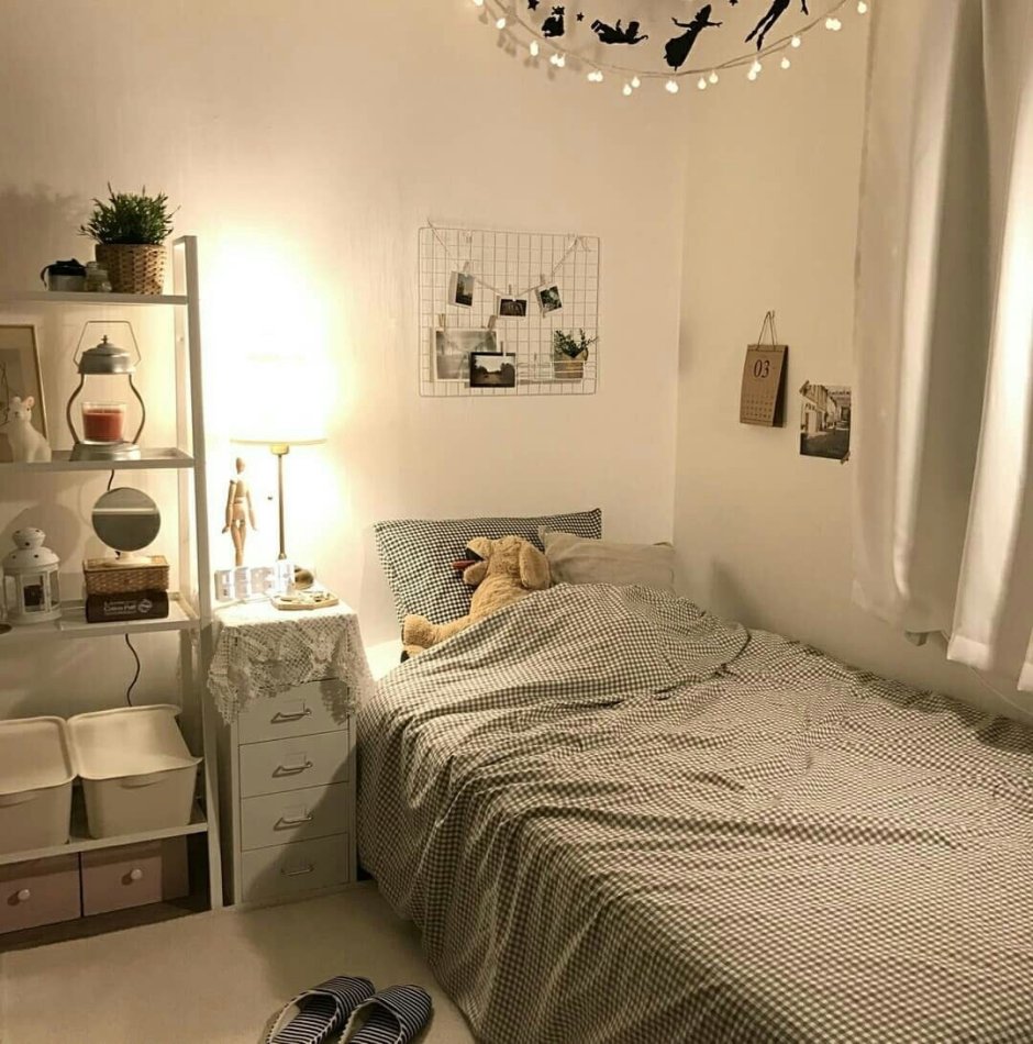 Маленькая уютная спальня