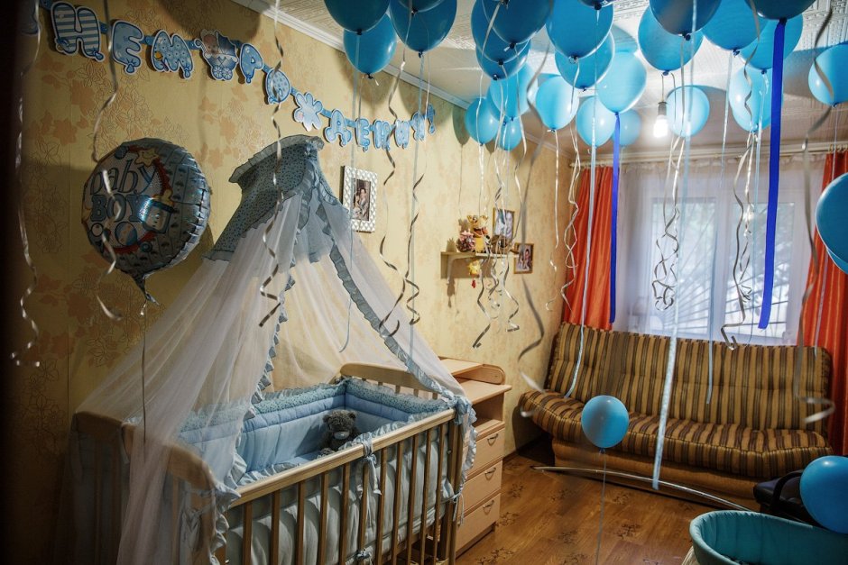 Украшение комнаты для встречи новорожденного мальчика