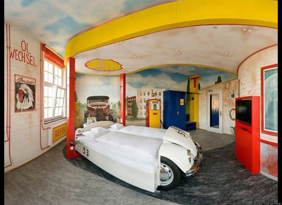 Комната в автомобильном стиле