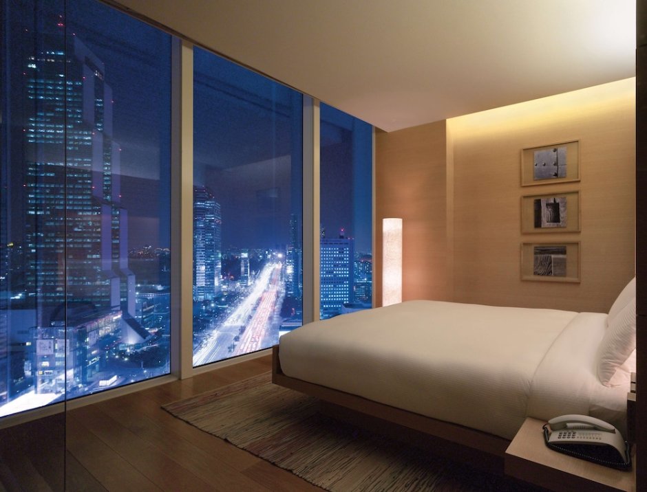 Спальня в Корее с панорамными окнами