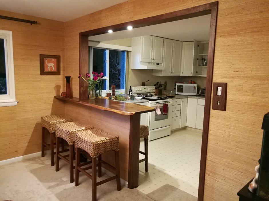 Стол между кухней и гостиной (78 фото)