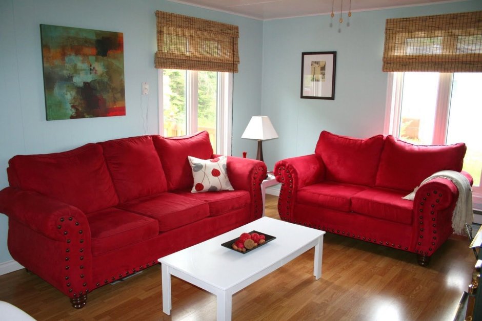 Красная мебель в интерьере