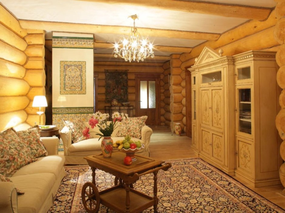 Гостиная в русском стиле в деревянном доме