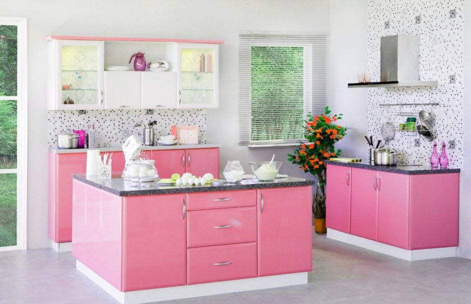 Кухня бордово розовая