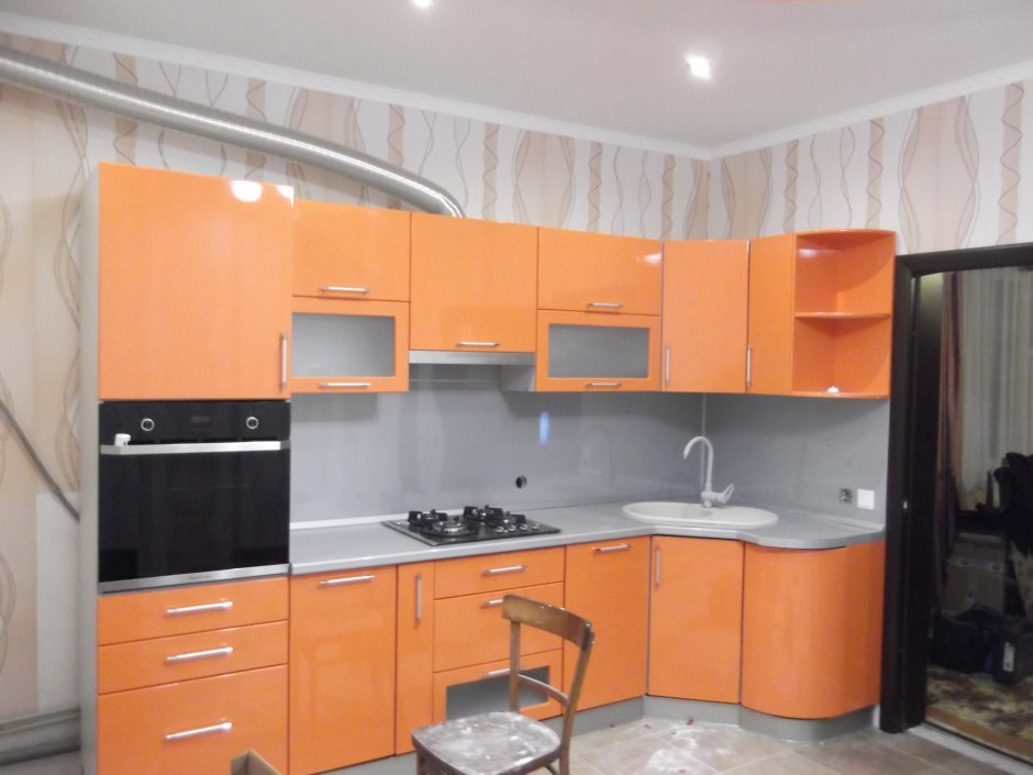 Оранжевая персиковая кухня