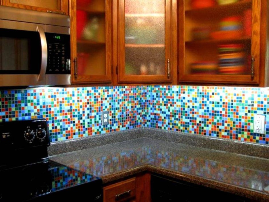 Мозаичное стекло на фартук для кухни
