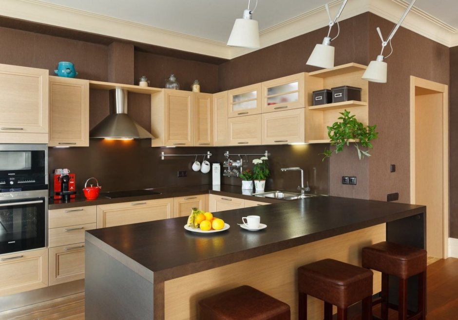 Кухня гостиная классика коричневый цвет