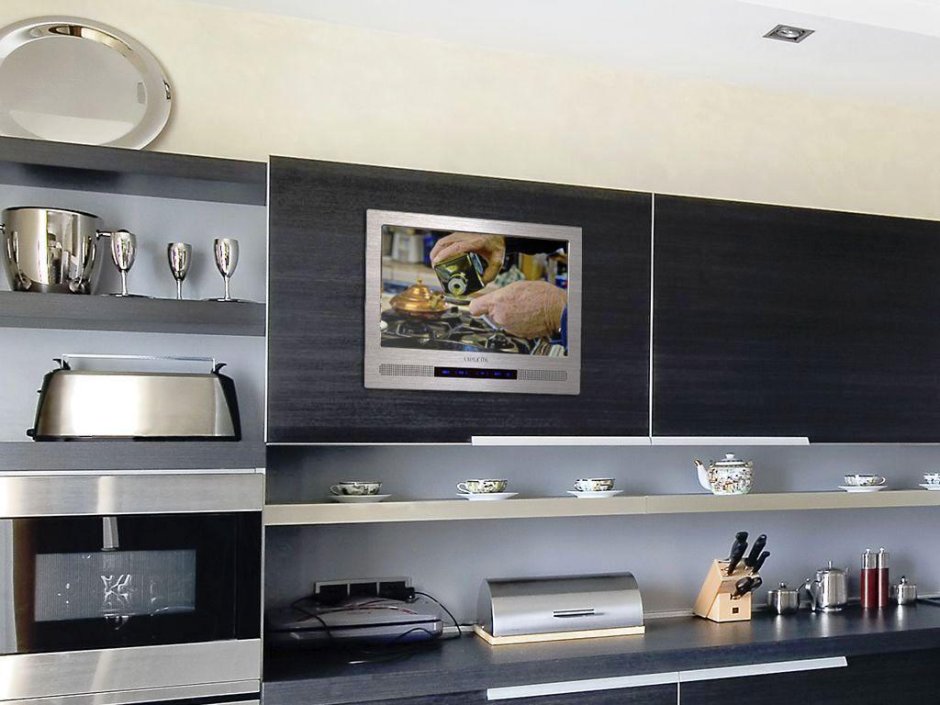 Телевизор на кухне