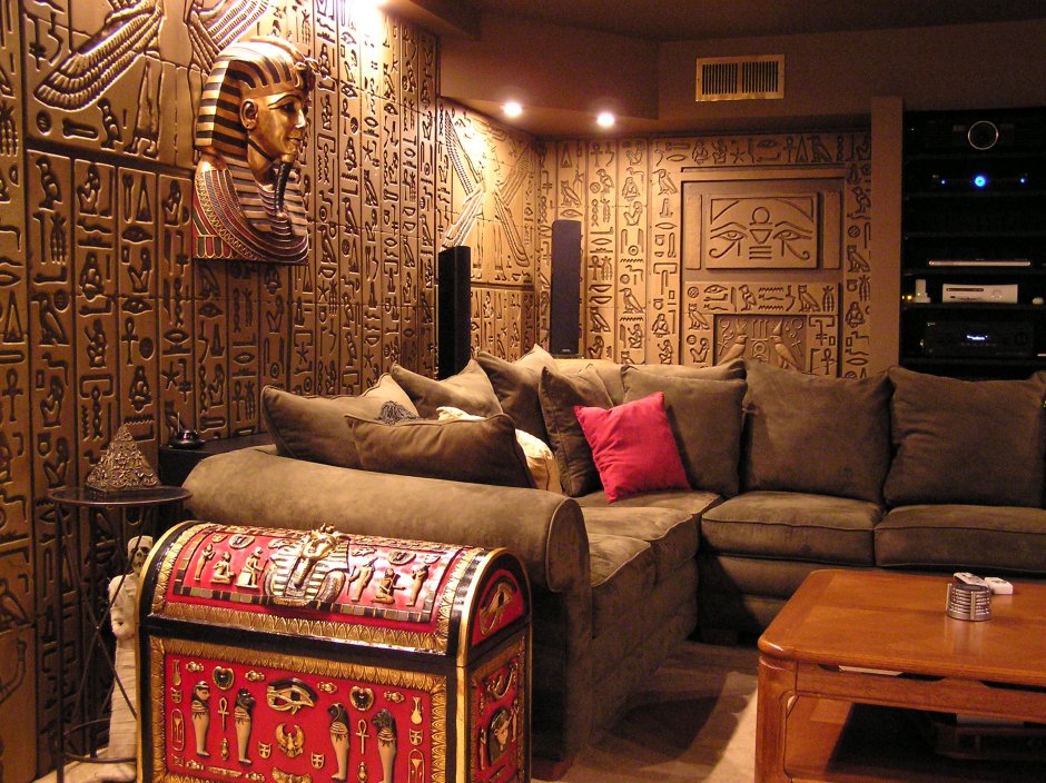Египетский стиль в интерьере гостиной