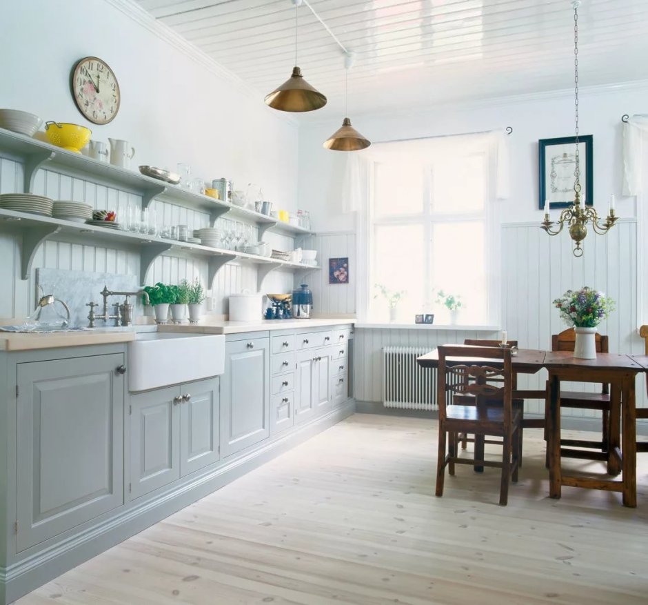 Кухня в загородном доме в скандинавском стиле