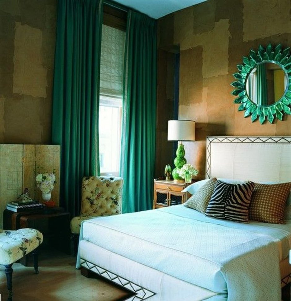 Спальня в холодных оттенках зеленого