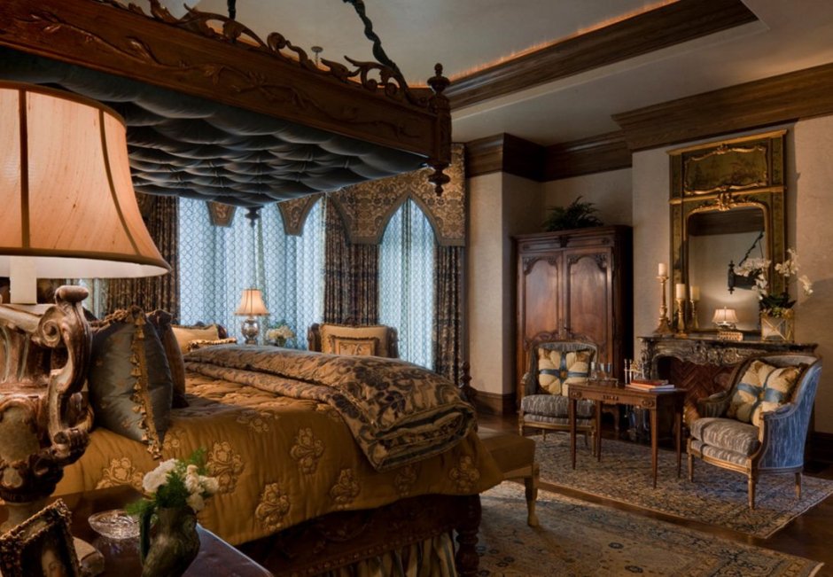 Кровать в викторианском стиле