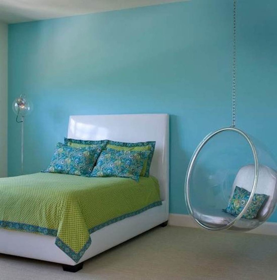 Бирюзово зеленая спальня