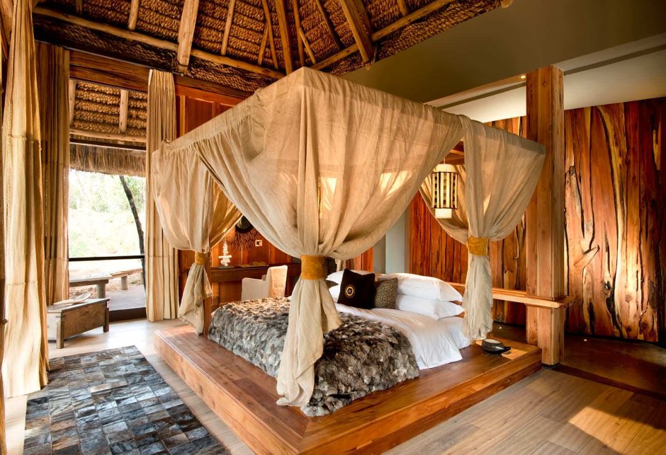 Спальня красная в африканском стиле
