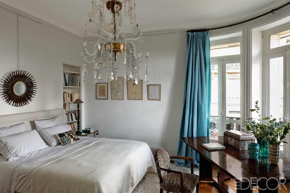 Парижская квартира интерьер спальня