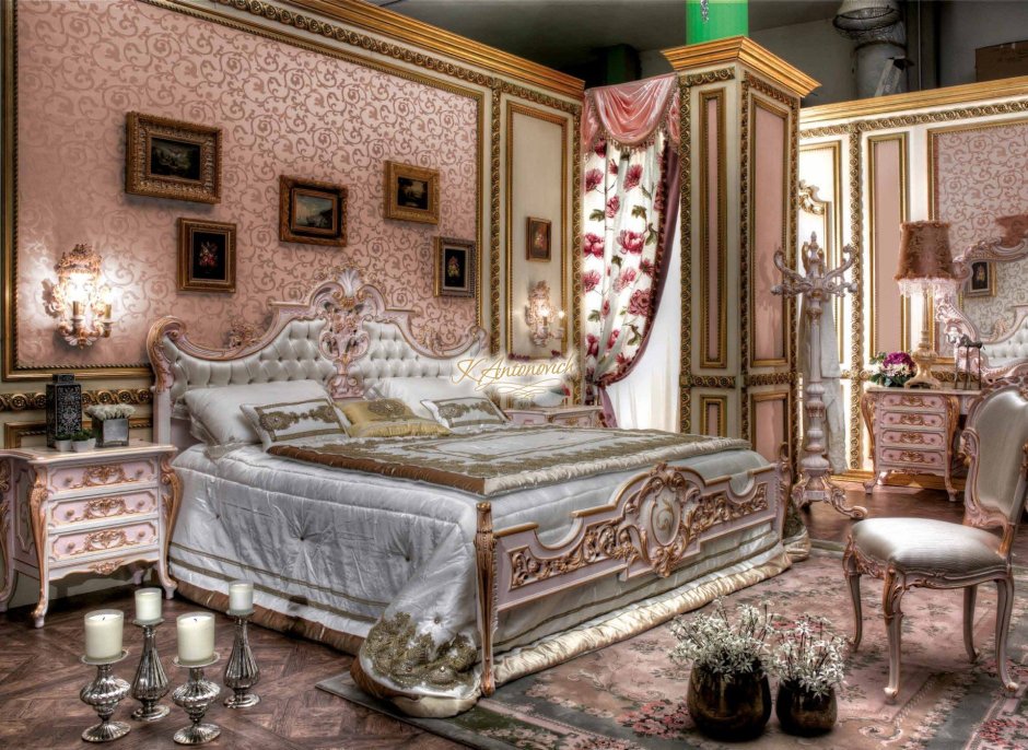 Роскошная женская спальня