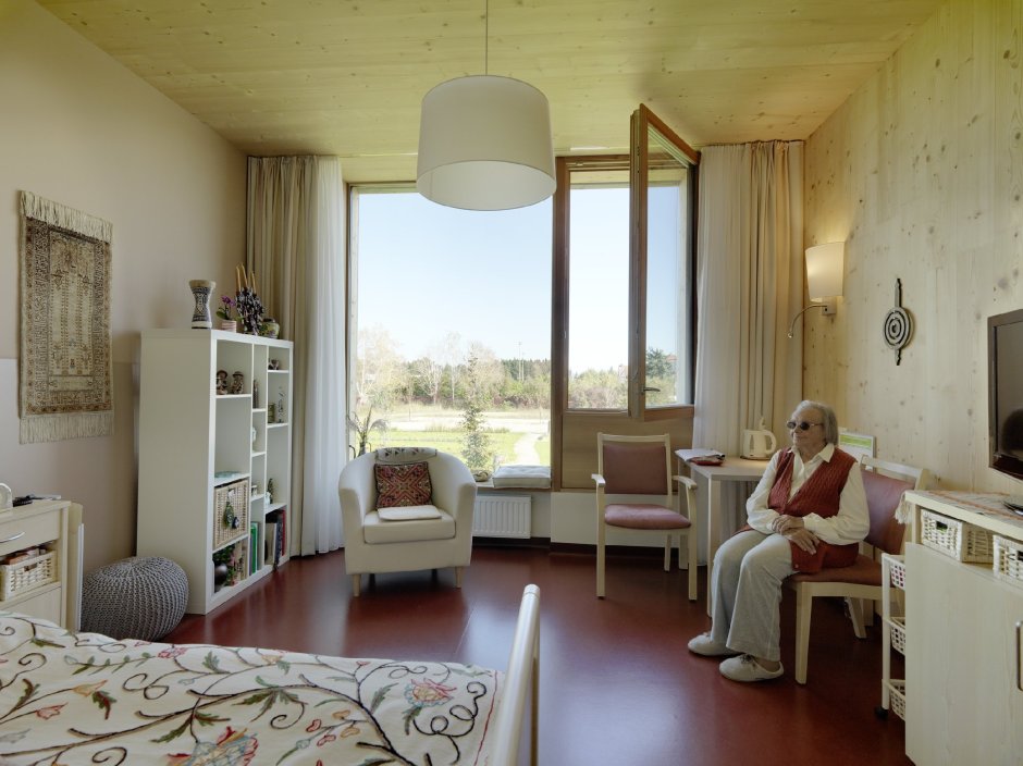 Интерьер комнат для пожилых