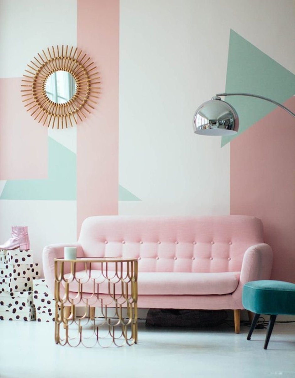 Розовый цвет стен в интерьере (75 фото)