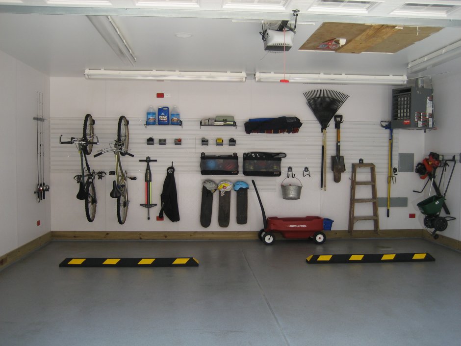 Панели для внутренней отделки гаража