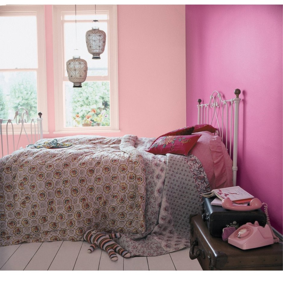 Розовые обои для стен в интерьере (76 фото)