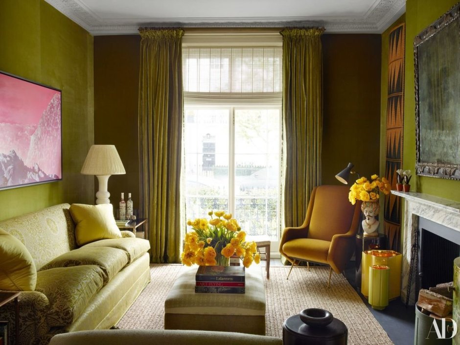 Жёлтый цвет в интерьере гостиной