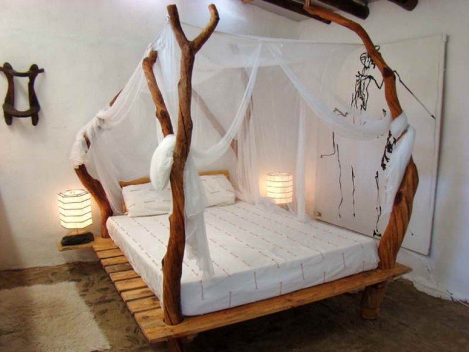 Необычные кровати из дерева
