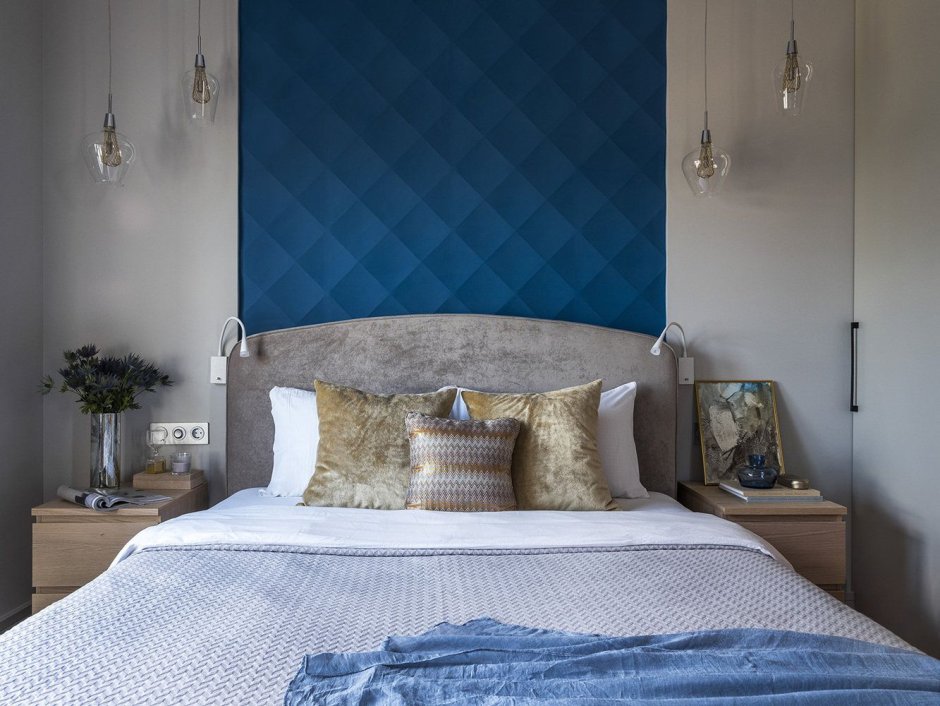Синяя современная спальня