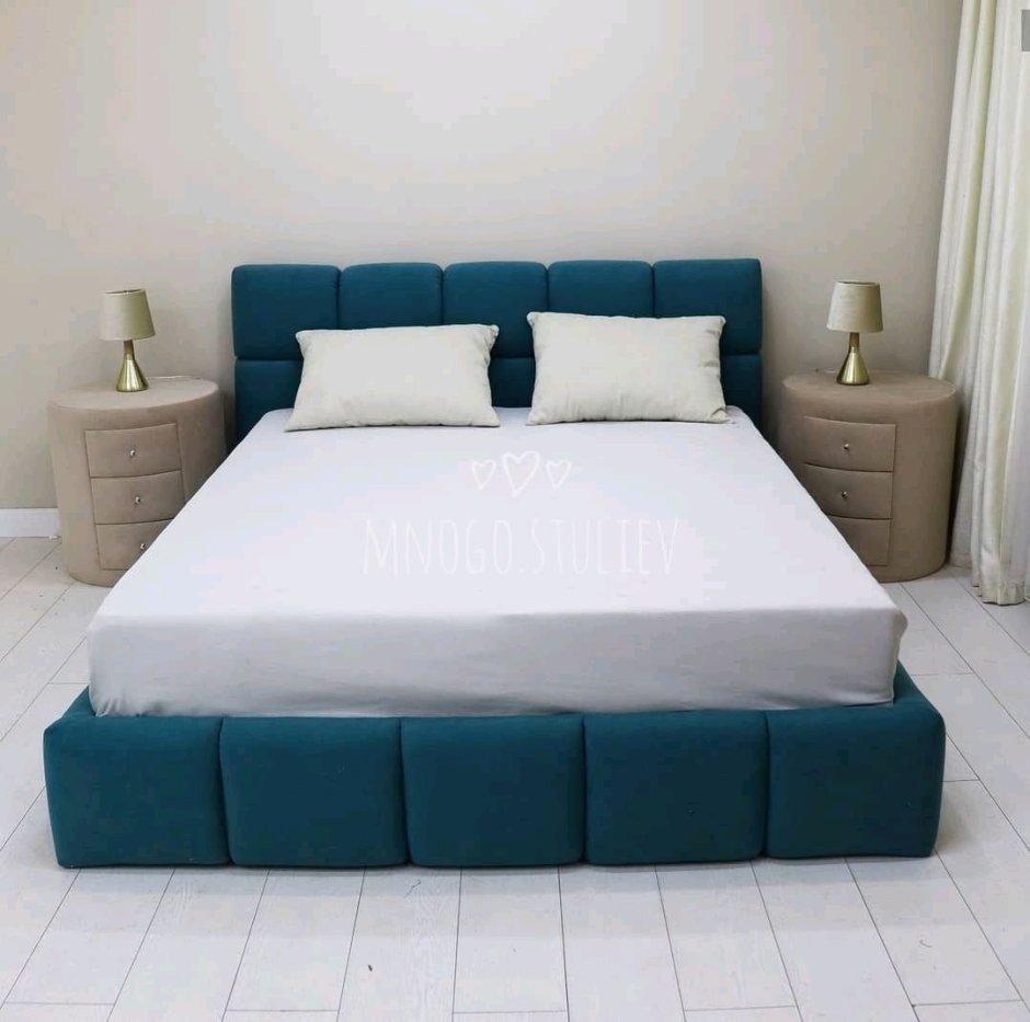 Кровать с балдахином в марокканском стиле