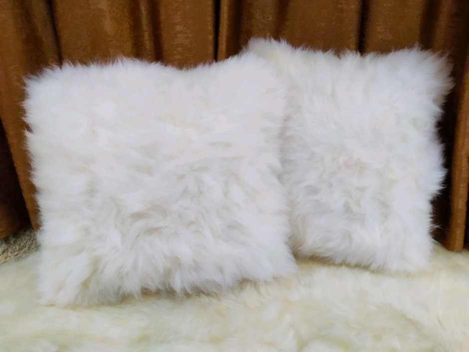 Подушка Zara Home Faux fur