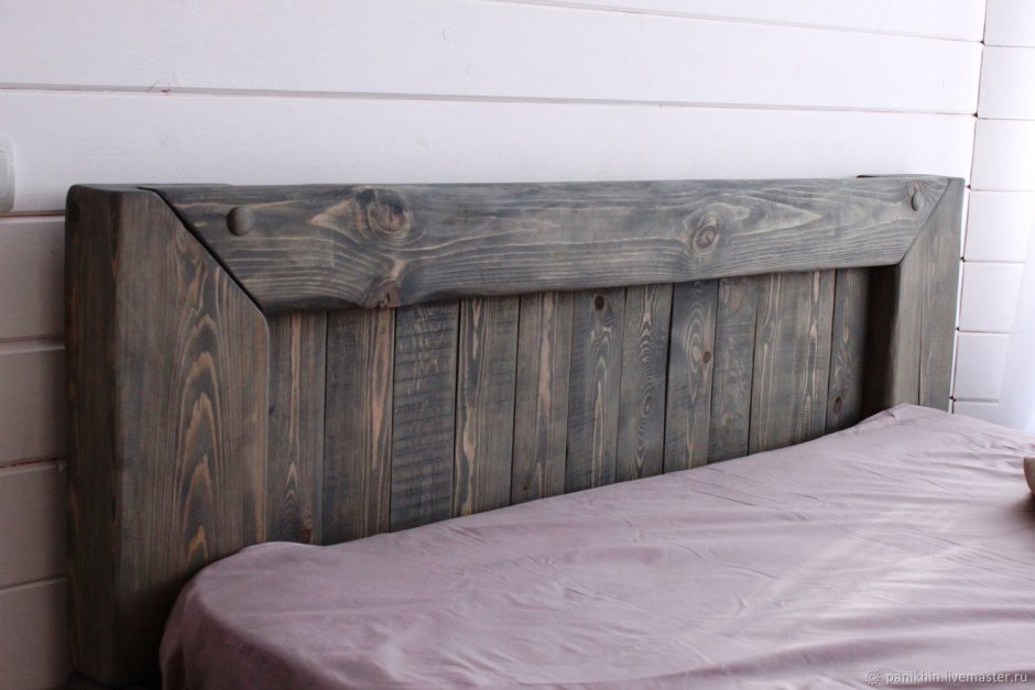Старая деревянная крова