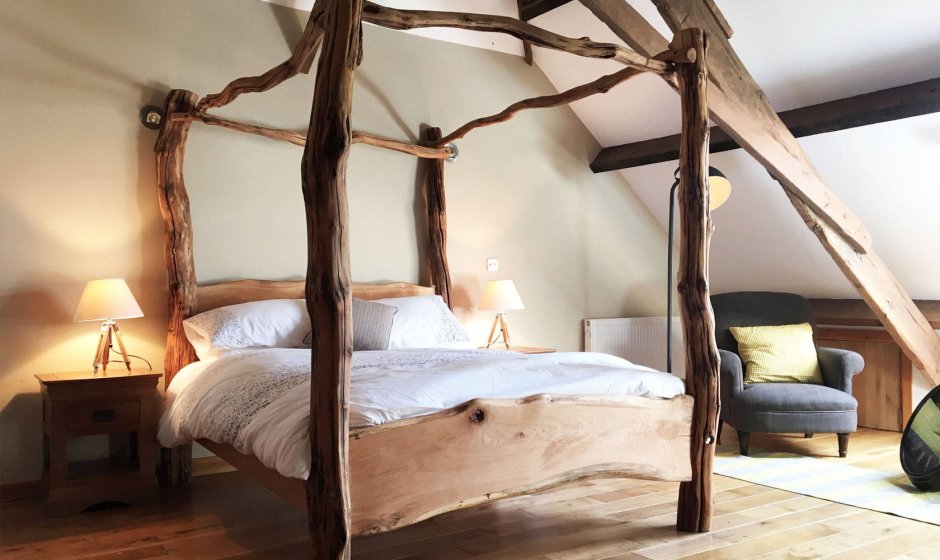 Деревянная кровать с балдахином (53 фото)