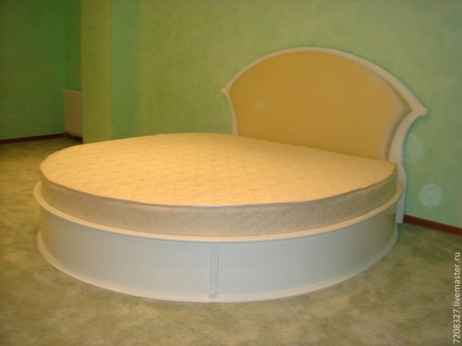 Круглая кровать Минерва-л106