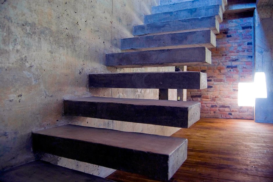 Лестница декоративный бетон