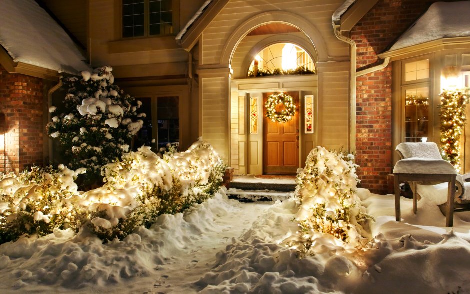 Новогоднее украшение входной двери