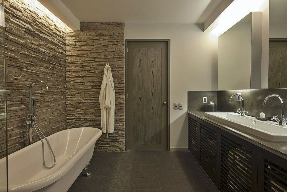 Декор ванной комнаты искусственным камнем