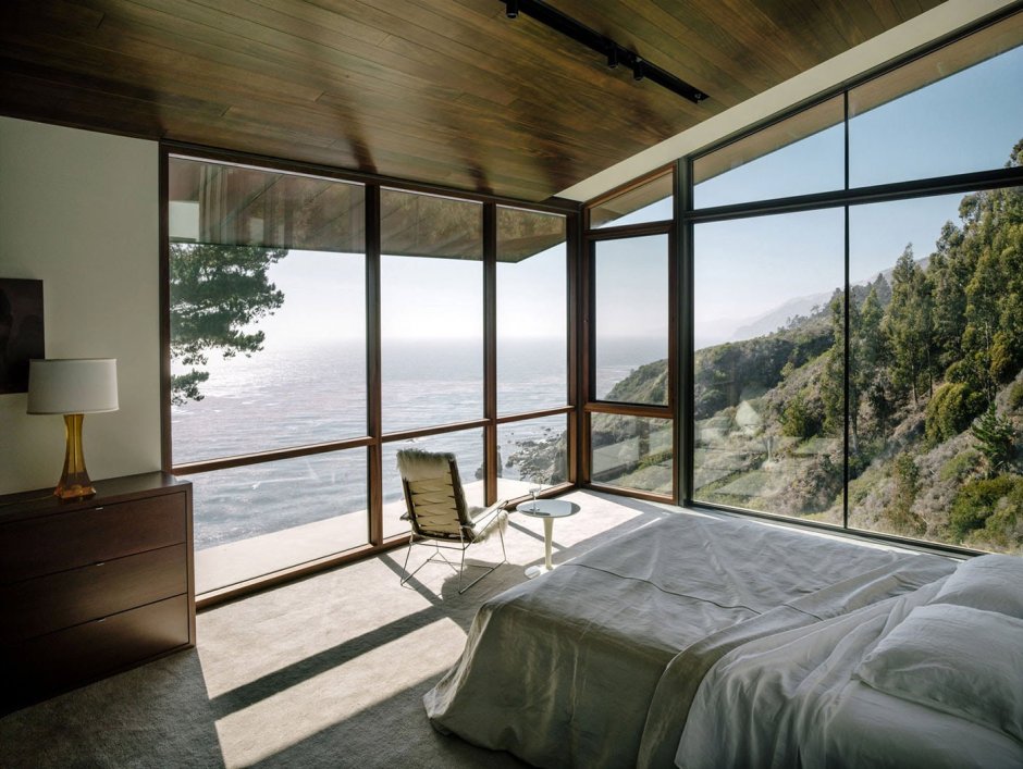 Дом с панорамными окнами