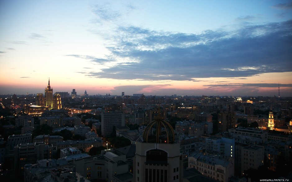 Панорама города вечер